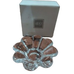 New : Mikasa Zinnia Crystal Tea Light Candle Holder